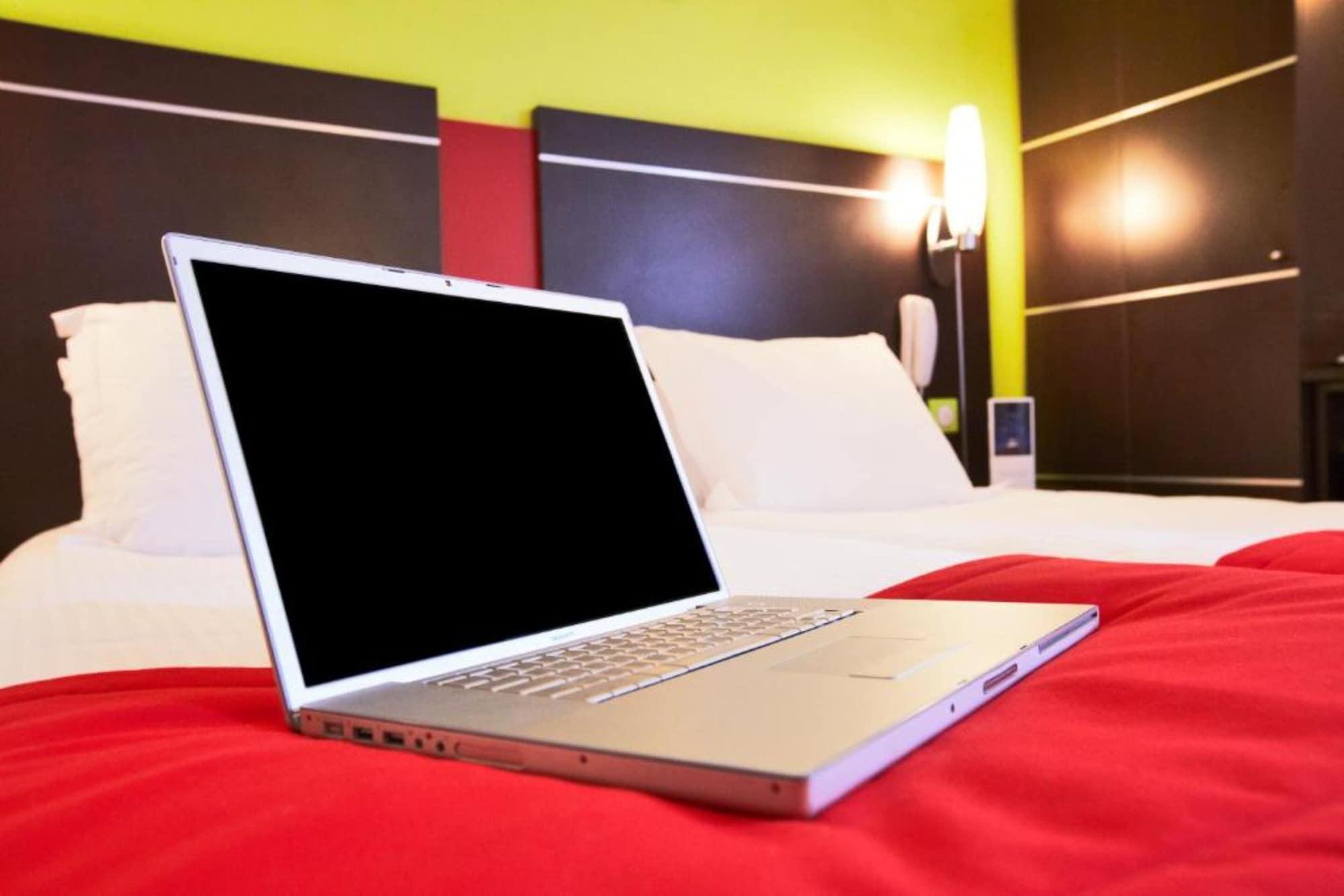 Enzo Hotels Reims Tinqueux By Kyriad Direct Εξωτερικό φωτογραφία